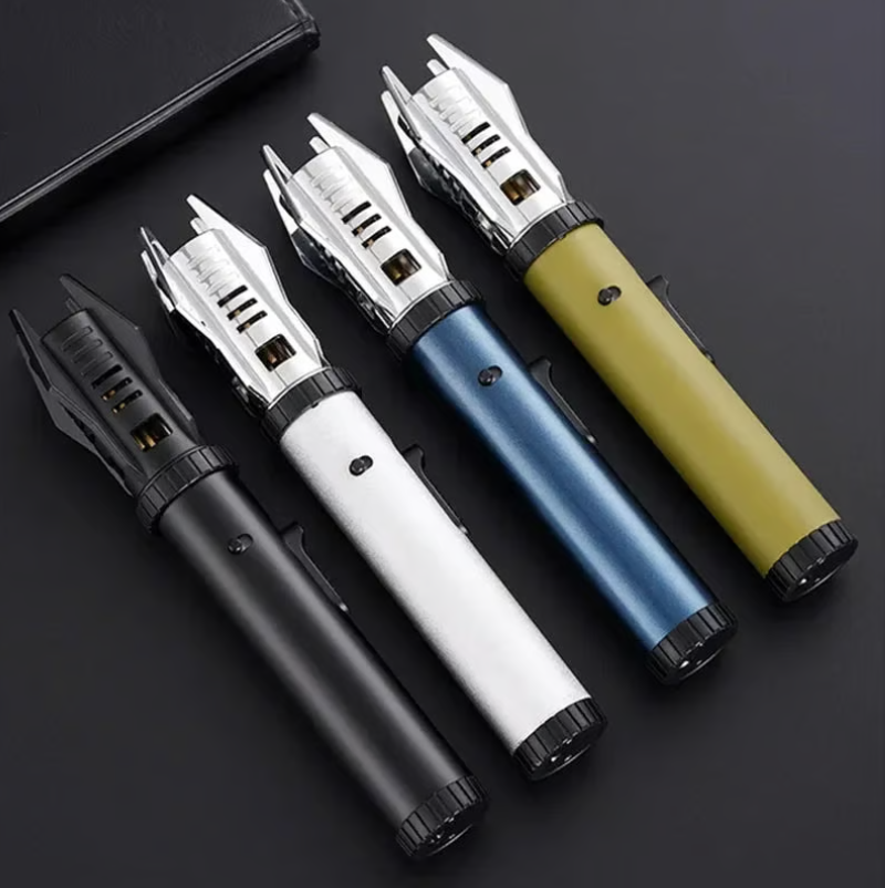 Újratölthető sugárlángos öngyújtó biztonsági zárral