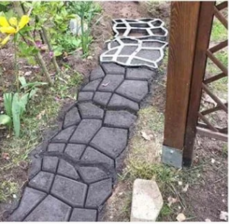 GardenPath – Reusable Garden Path Mold