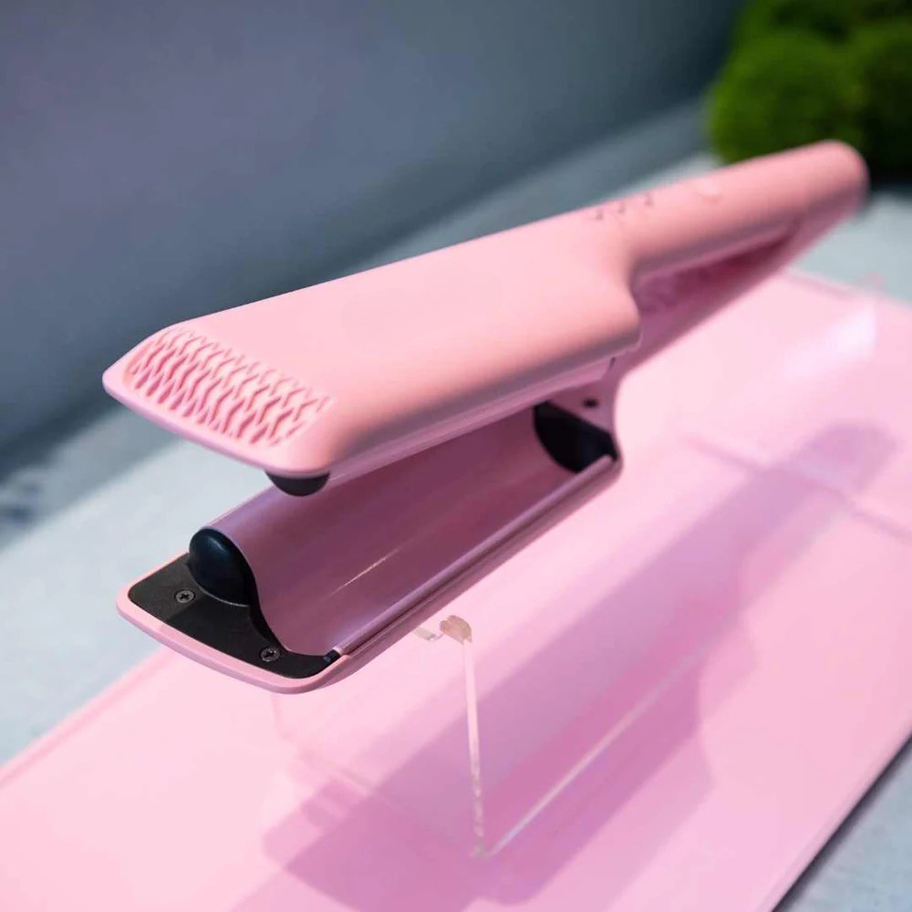 LumiFleur — Escova Alisadora Sem Fio para Estilizar e Cuidados Diários