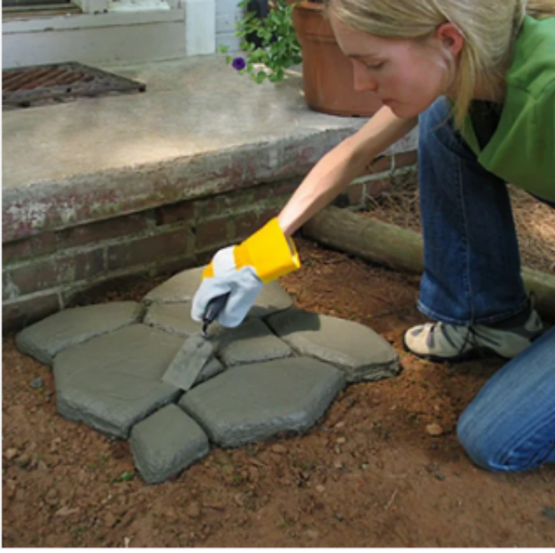 GardenPath – Reusable Garden Path Mold