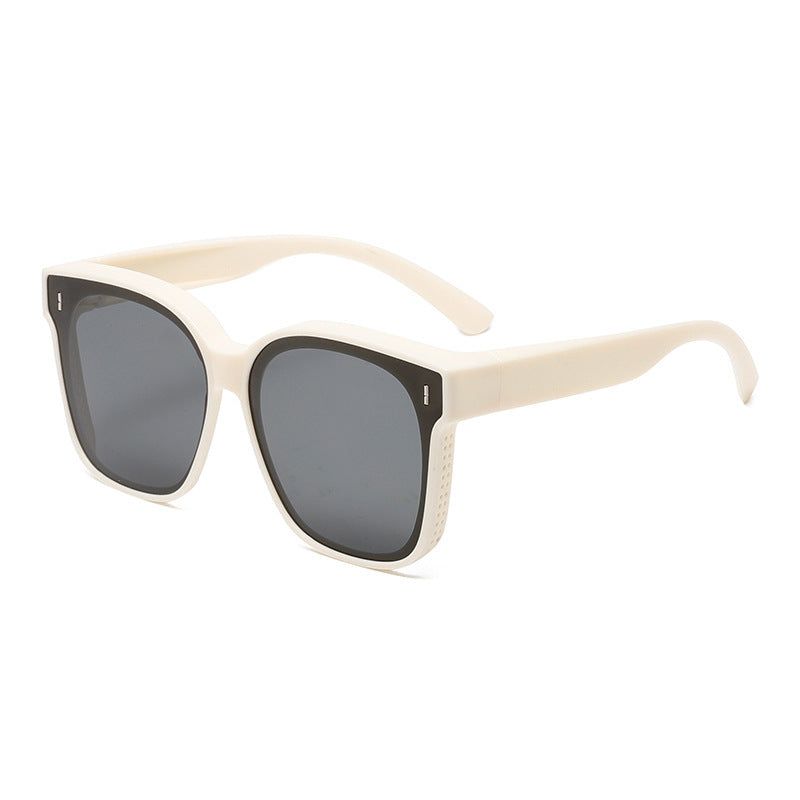 Ochelari de soare ProVary, de purtat peste ochelarii de vedere