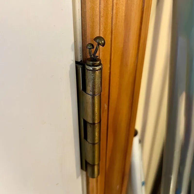 HingeCraft – Zierkappen für Türscharniere mit Tiermotiven