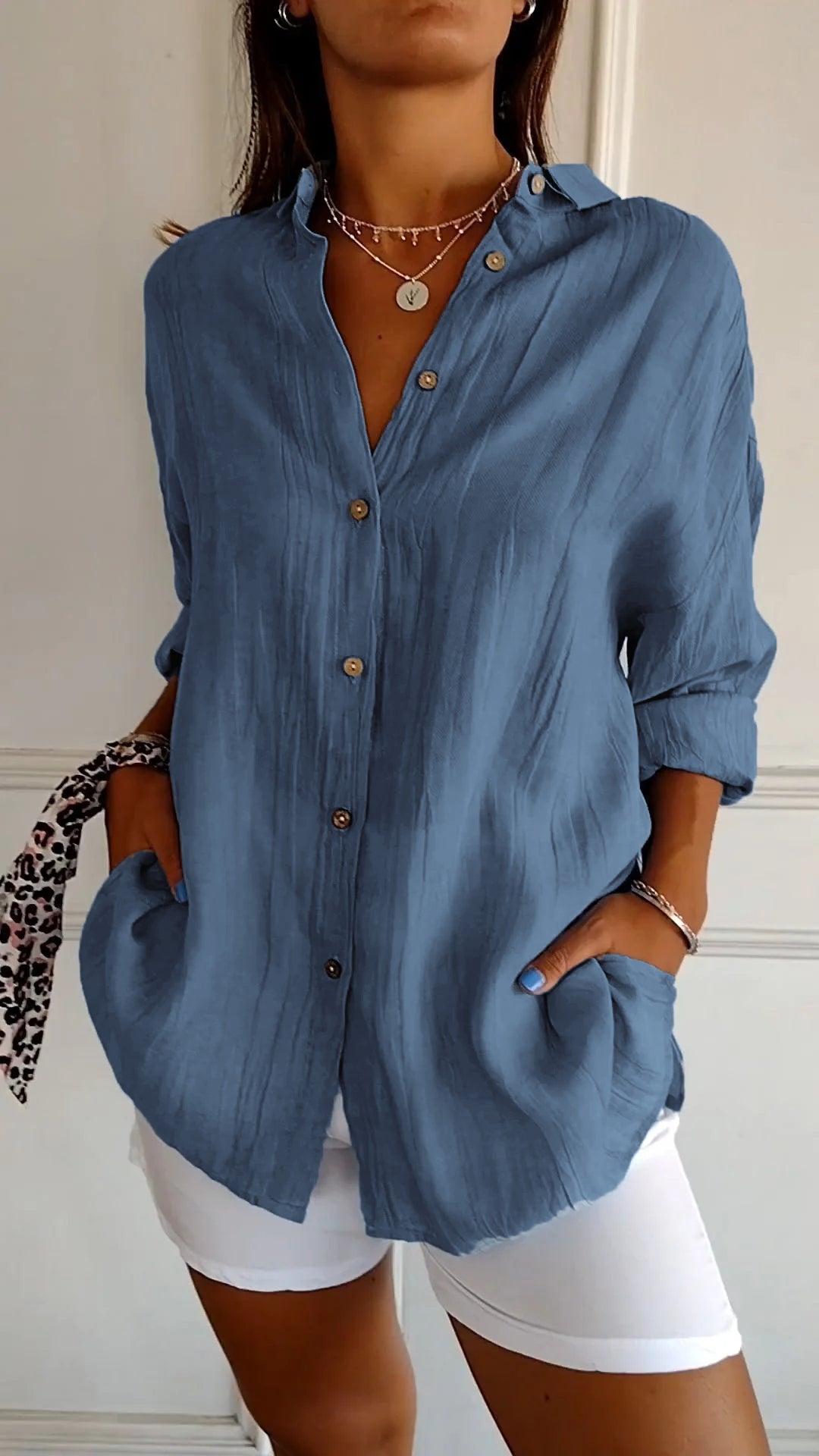 Chic women's blouse with pleated details and a light cut