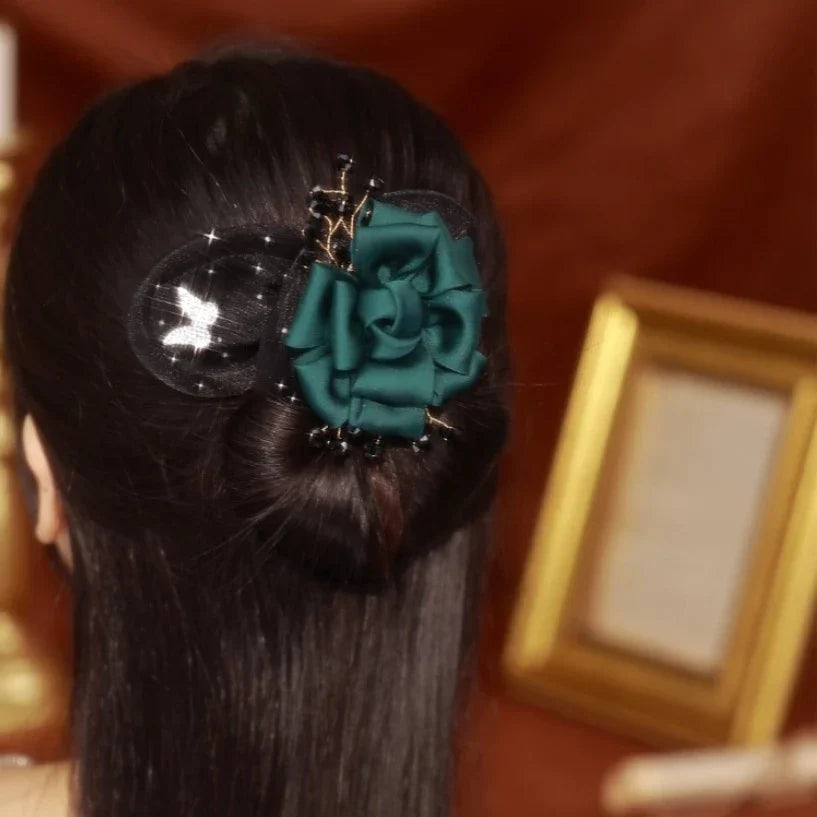 Bloomelle – elegantné kvetinové ozdoby na uzol do vlasov