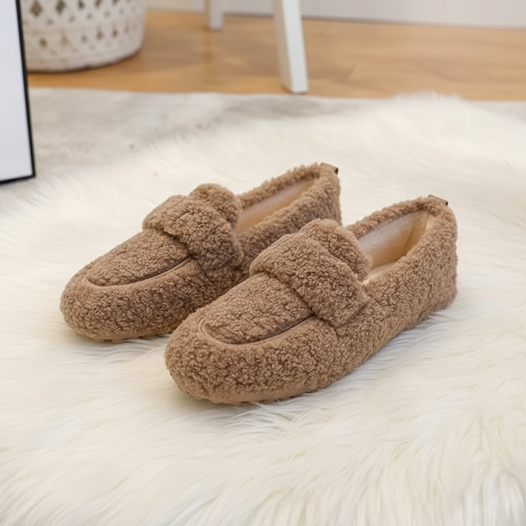 Cozy Moccasin-Style Slippers with Soft Lining