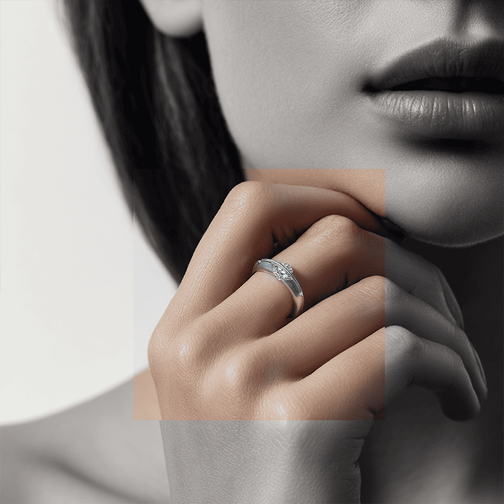 Spinning Star Accent Ring with Polished Finish