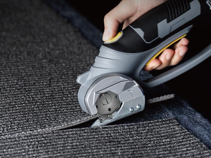 SwiftCut – Újratölthető elektromos olló szövethez és kézimunkához