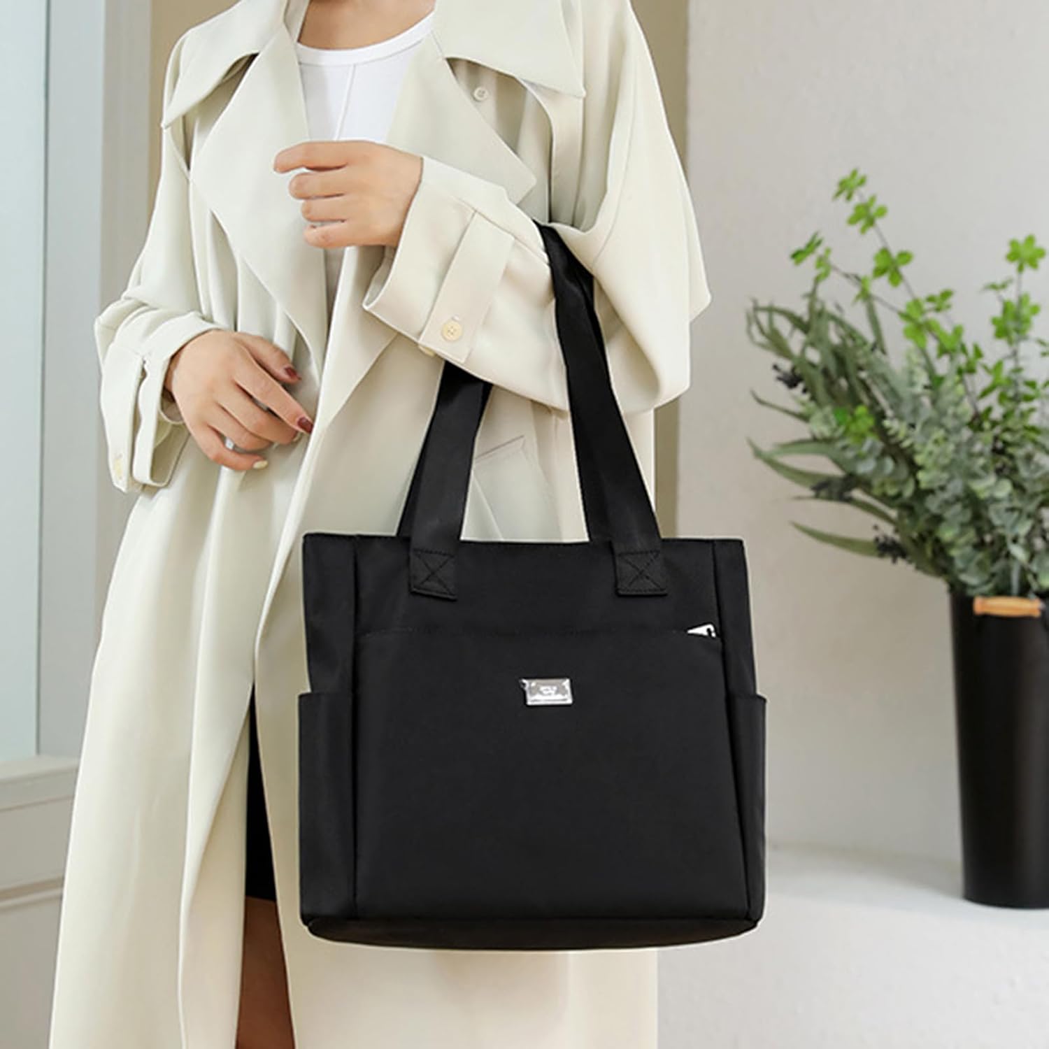 Spacious Everyday Shoulder Tote Bag with Wide Straps