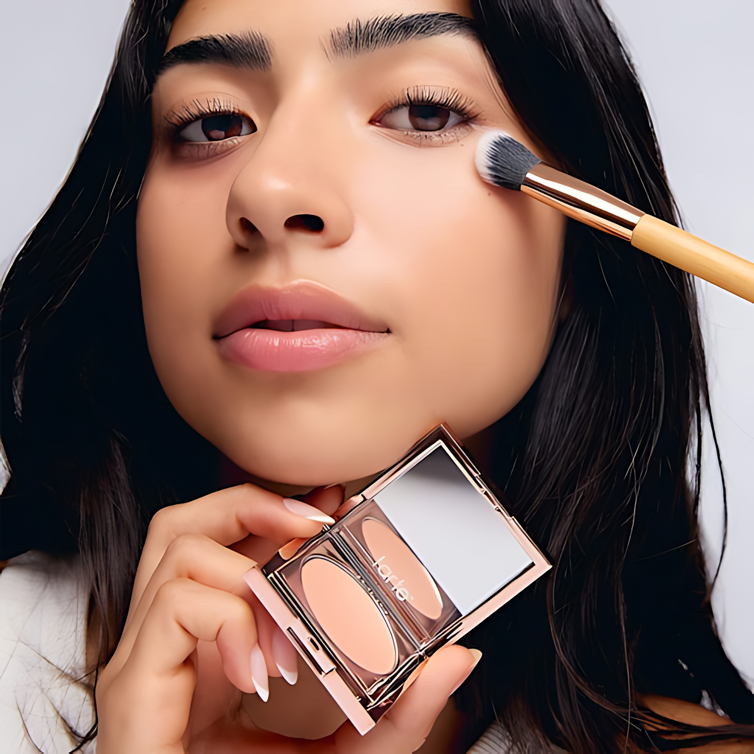 LumaLift — Corrector de ojeras para disimular círculos oscuros y alisar la zona bajo los ojos