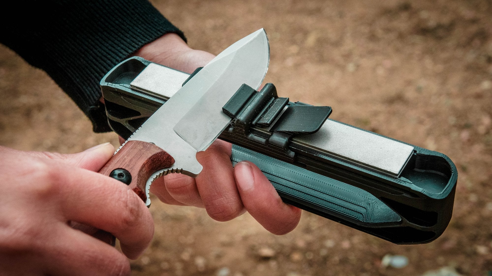 EdgeGuard – Portable Knife Sharpening Tool for Everyday Blade Care