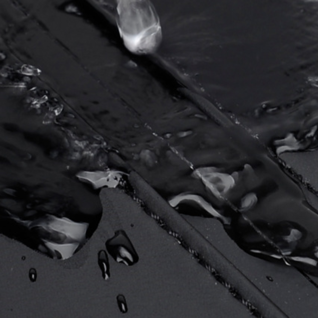 Kompaktná cestovná taška cez telo s bezpečnými vreckami na zips