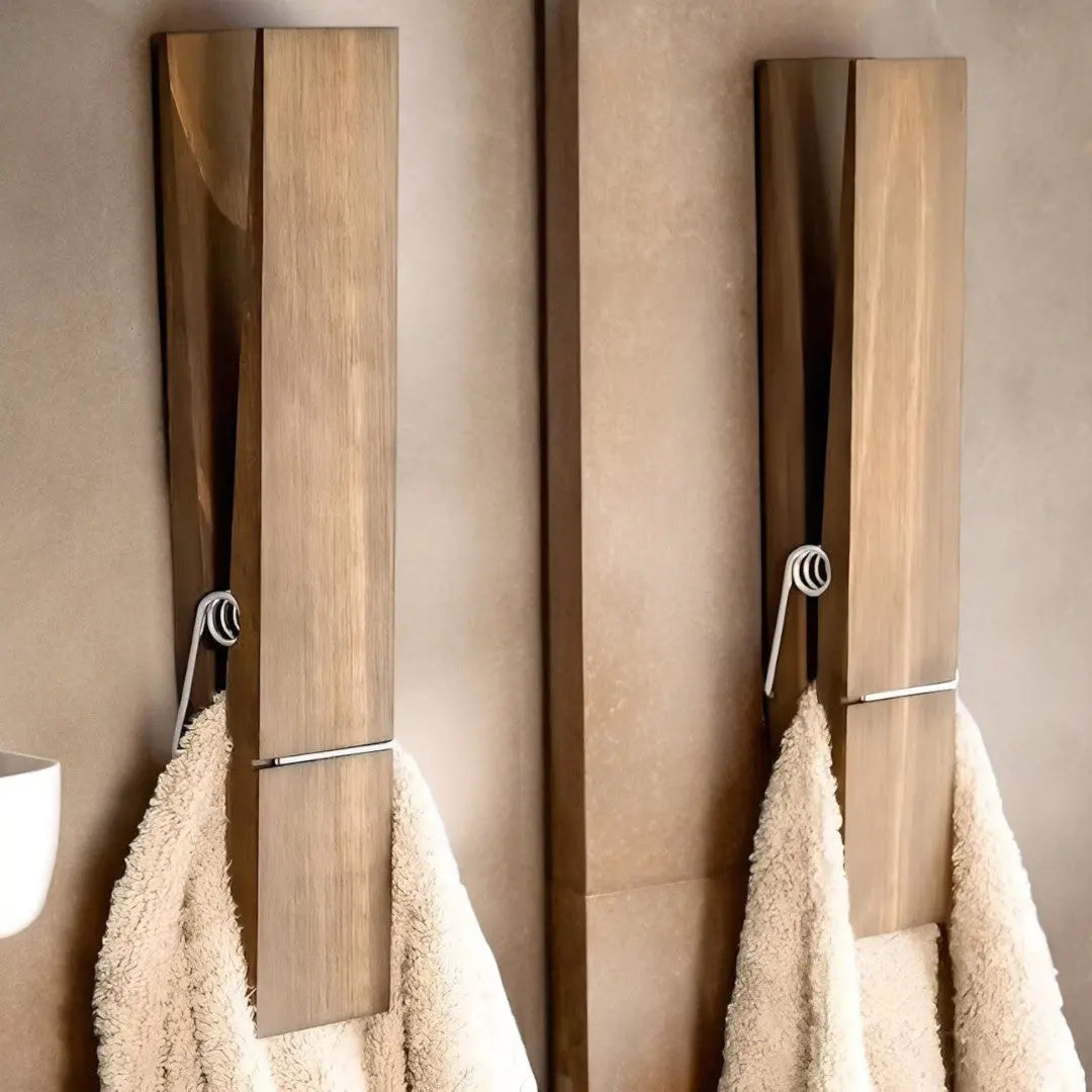 GiantClip - Wooden Wall Towel Holder