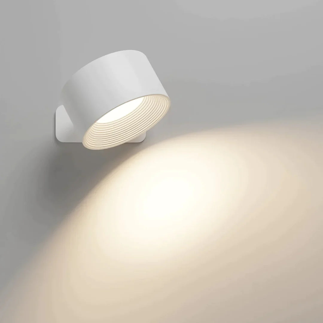 Lampada da parete moderna per una luce soffusa e d’atmosfera