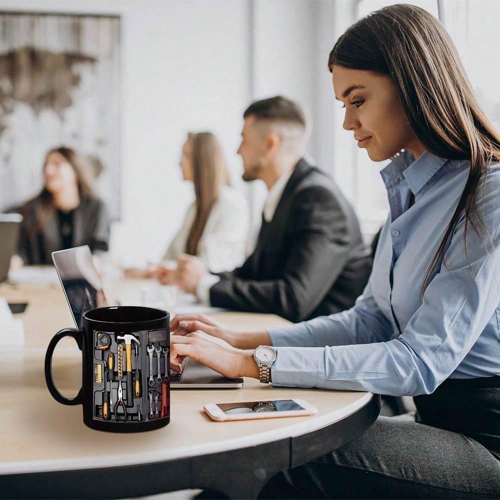 ToolBox Brew – Szerszámmintás kávés bögre