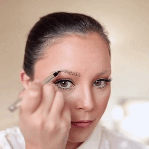 BrowStroke – Mikropengés szemöldökfilc természetes hatású szemöldökhöz