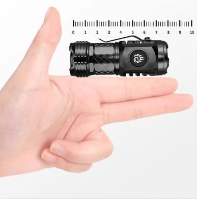 TriEye Monster – Német mini szupererős zseblámpa