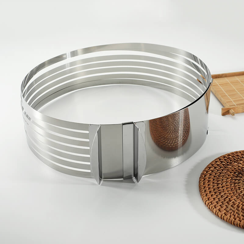 EvenLayer - Adjustable Cake Leveling Tool for Even Cake Layers