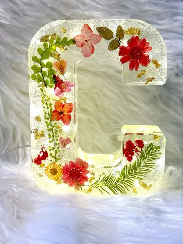 BloomLetter - Personalized Floral Resin Letter Light