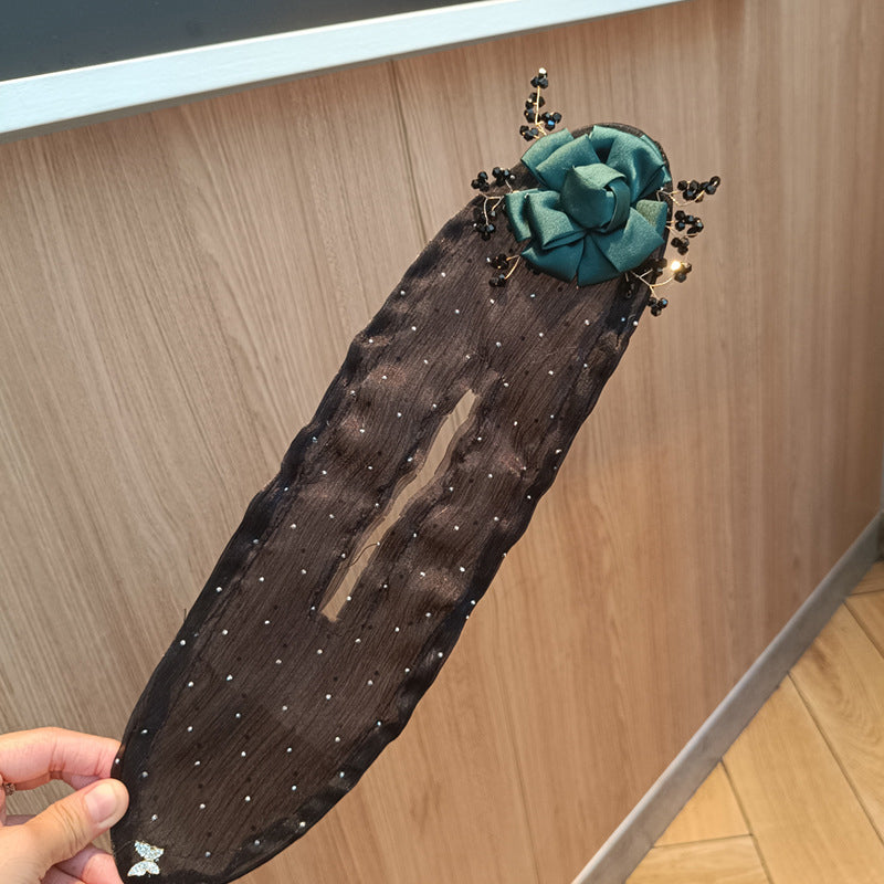 Bloomelle – elegantné kvetinové ozdoby na uzol do vlasov