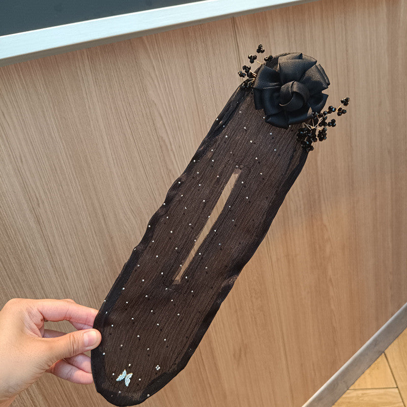 Bloomelle – elegantné kvetinové ozdoby na uzol do vlasov